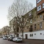 Cosy 2 Bdr Flat 5 Min To Excel Free Car Parking