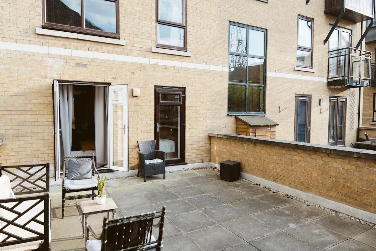 Cosy 2 Bdr Flat 5 Min To Excel Free Car Parking Londra